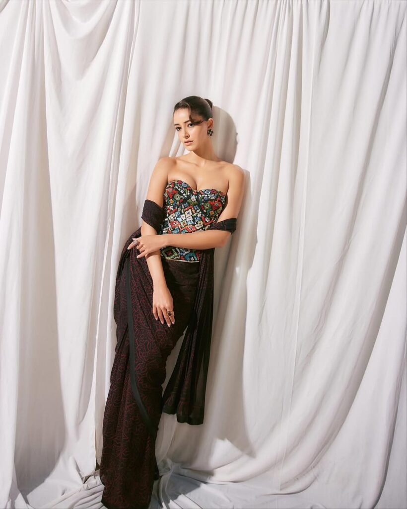 Bollywood Corset Trend