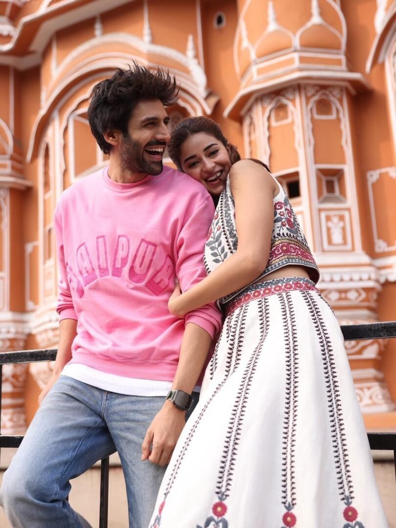 Tu Meri Main Tera Main Tera Tu Meri 