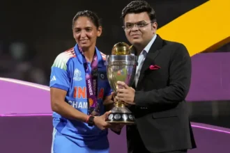 Harmanpreet Kaur with the cup