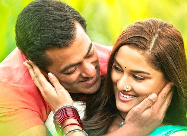 Big Stars, Bigger Age Gaps: Why Bollywood Heroes Romancing Much Younger Actresses Still Raises Eyebrows